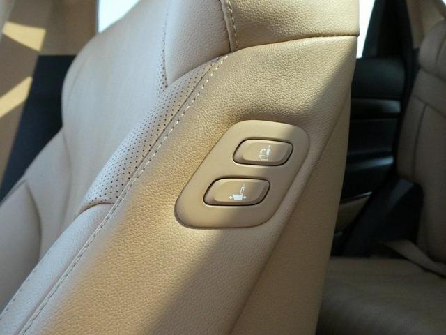 Photo of 2023 Himalayan Gray Genesis GV80