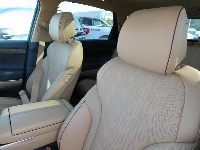 Photo of 2023 Himalayan Gray Genesis GV80