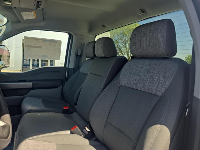 Photo of 2025 Oxford White Ford F-350