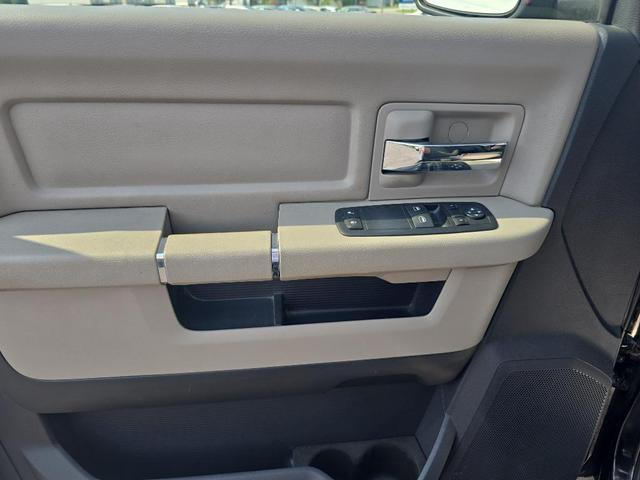 Photo of 2009 Brilliant Black Crystal Pearlcoat Dodge Ram 1500