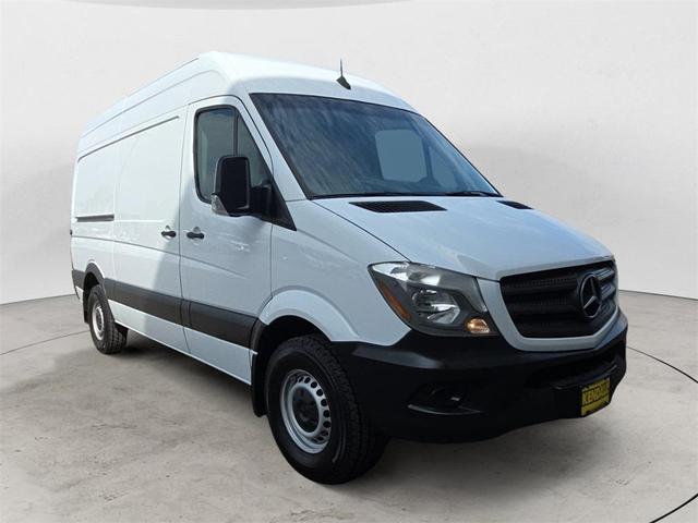 Photo of 2017 Arctic White Mercedes-Benz Sprinter 2500