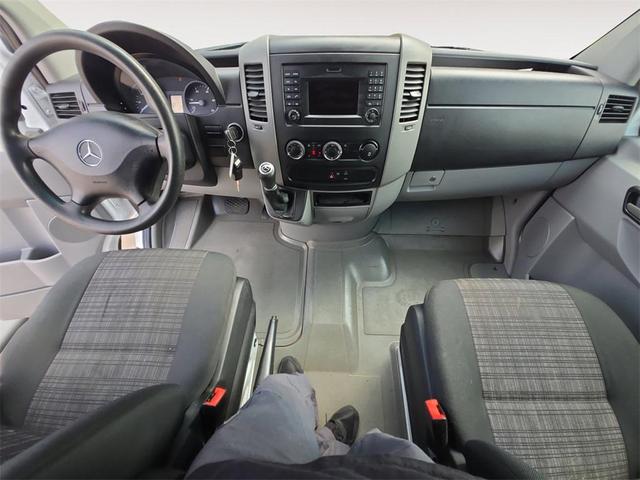 Photo of 2017 Arctic White Mercedes-Benz Sprinter 2500