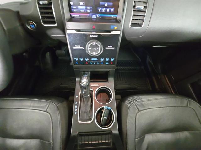 Photo of 2014 Tuxedo Black Metallic Ford Flex