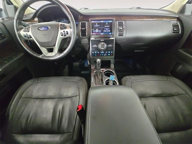 Photo of 2014 Tuxedo Black Metallic Ford Flex
