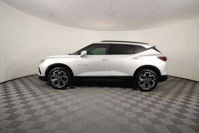 Photo of 2019 Silver Ice Metallic Chevrolet Blazer