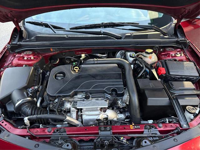 Photo of 2018 Red Chevrolet Malibu
