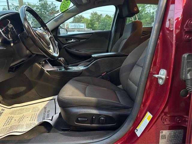 Photo of 2018 Red Chevrolet Malibu