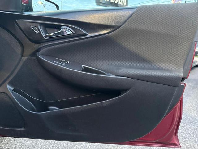 Photo of 2018 Red Chevrolet Malibu