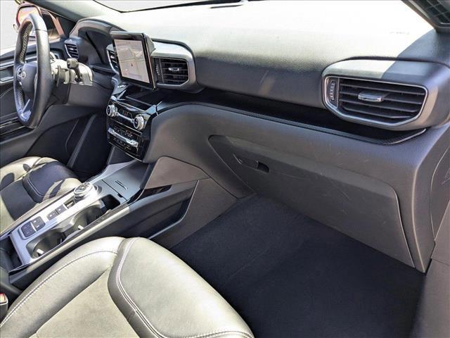 Photo of 2022 Agate Black Metallic Ford Explorer