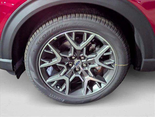 Photo of 2025 Rapid Red Metallic Tinted Clearcoat Ford Explorer