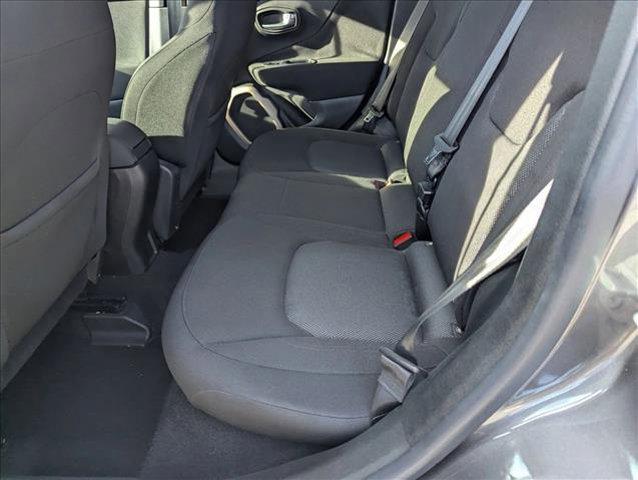 Photo of 2016 Granite Crystal Metallic Clearcoat Jeep Renegade