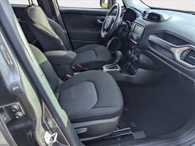 Photo of 2016 Granite Crystal Metallic Clearcoat Jeep Renegade