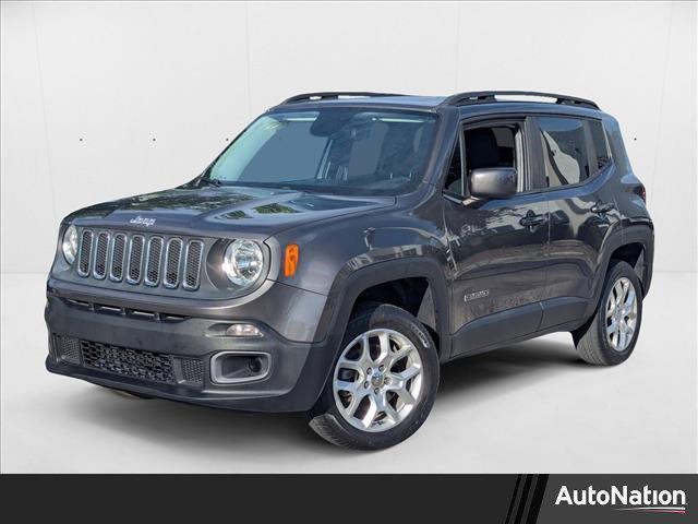 Photo of 2016 Granite Crystal Metallic Clearcoat Jeep Renegade
