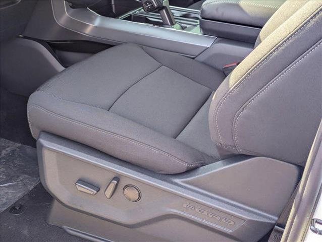 Photo of 2025 Oxford White Ford F-150