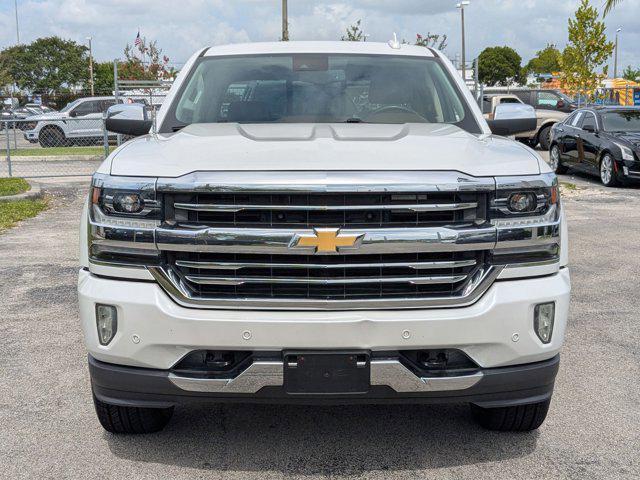 Photo of 2018 Iridescent Pearl Tricoat Chevrolet Silverado 1500
