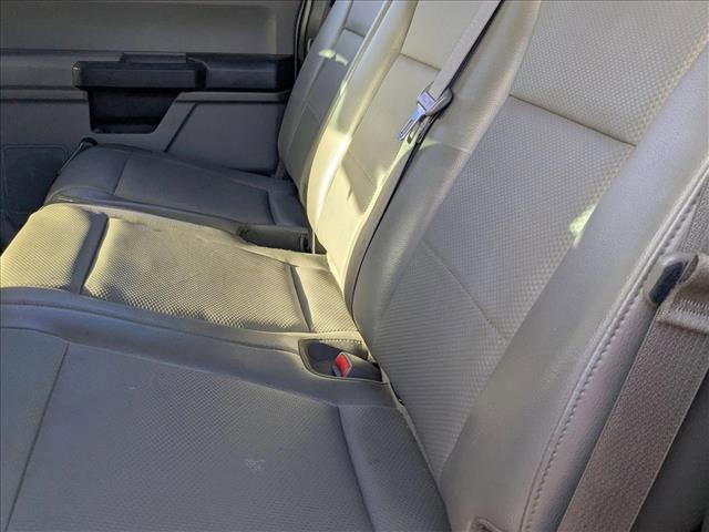 Photo of 2017 Oxford White Ford F-250