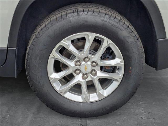 Photo of 2018 Silver Ice Metallic Chevrolet Traverse