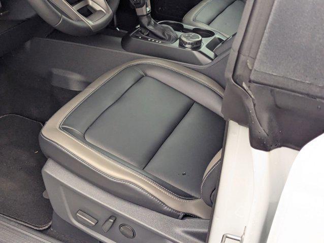 Photo of 2025 Oxford White Ford Bronco