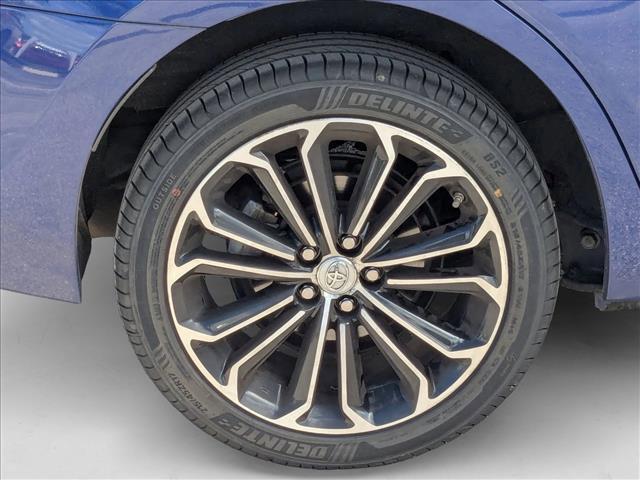 Photo of 2016 Blue Crush Metallic Toyota Corolla