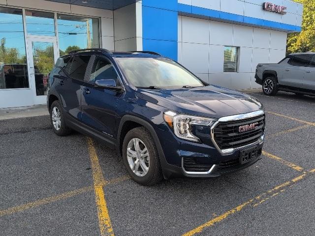 Photo of 2022 Marine Metallic GMC Terrain