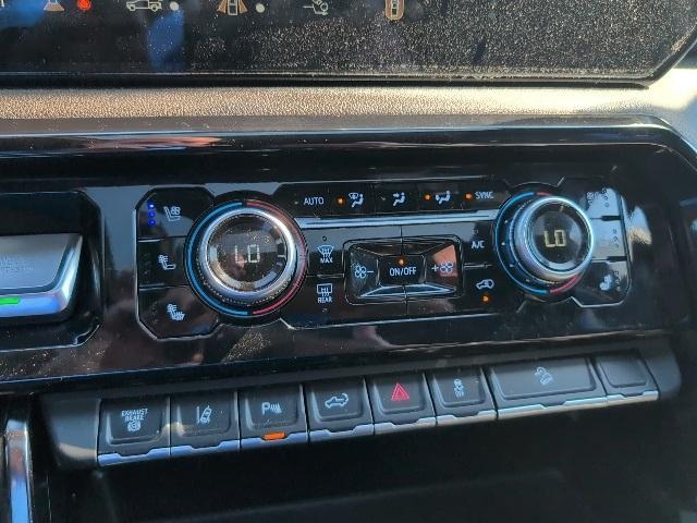 Photo of 2024 Summit White GMC Sierra 2500
