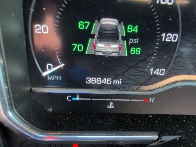 Photo of 2024 Summit White GMC Sierra 2500