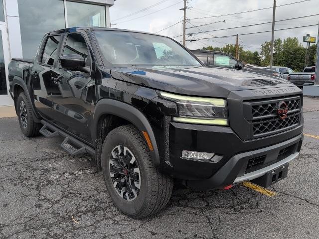 Photo of 2022 Black Nissan Frontier