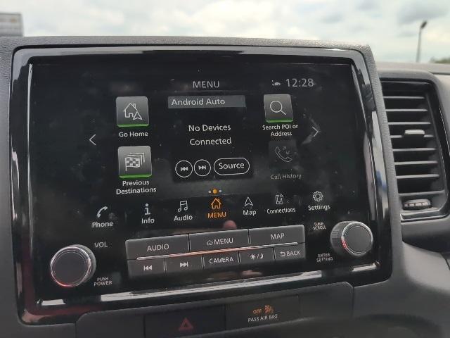 Photo of 2022 Black Nissan Frontier