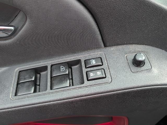 Photo of 2022 Black Nissan Frontier