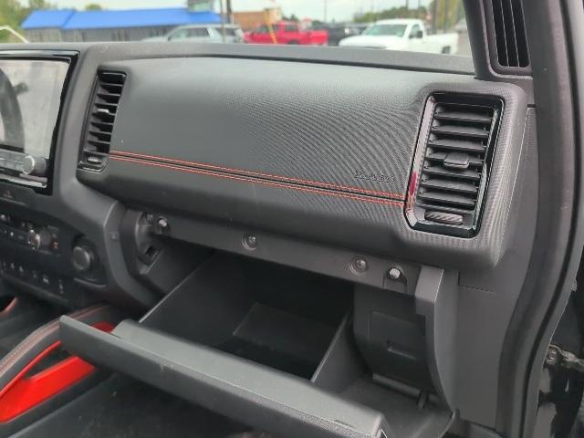 Photo of 2022 Black Nissan Frontier
