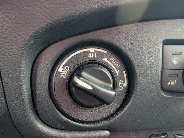 Photo of 2022 Black Nissan Frontier