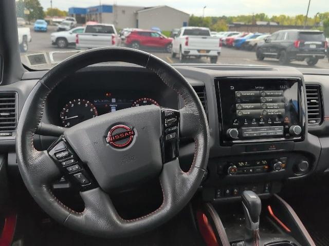 Photo of 2022 Black Nissan Frontier