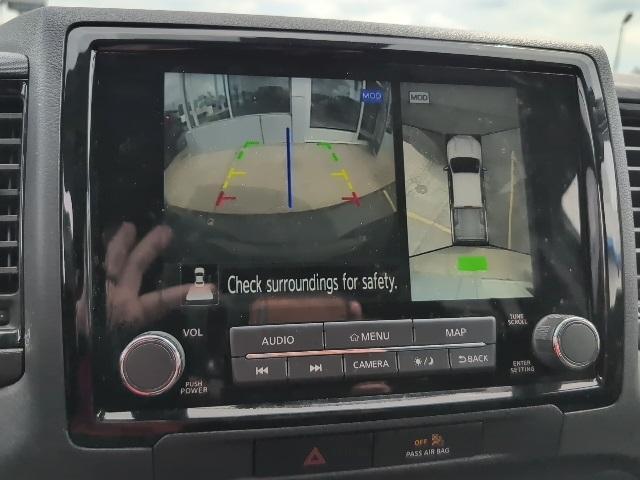 Photo of 2022 Black Nissan Frontier