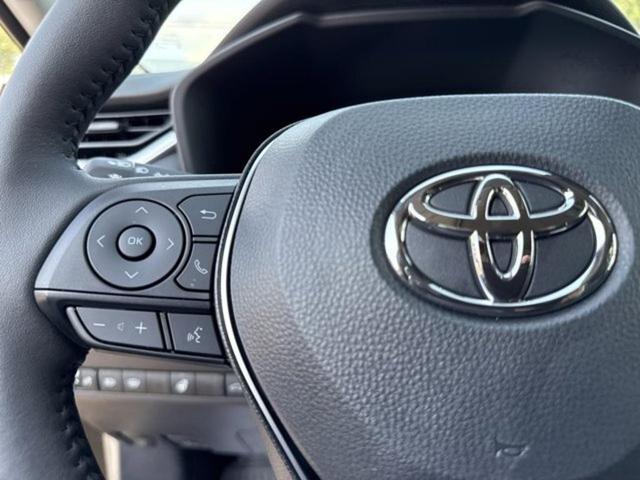Photo of 2025 Midnight Black Metallic Toyota RAV4