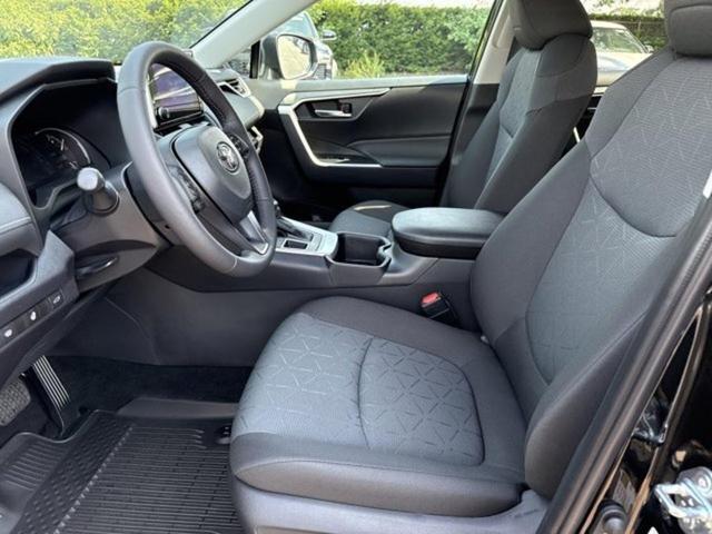 Photo of 2025 Midnight Black Metallic Toyota RAV4
