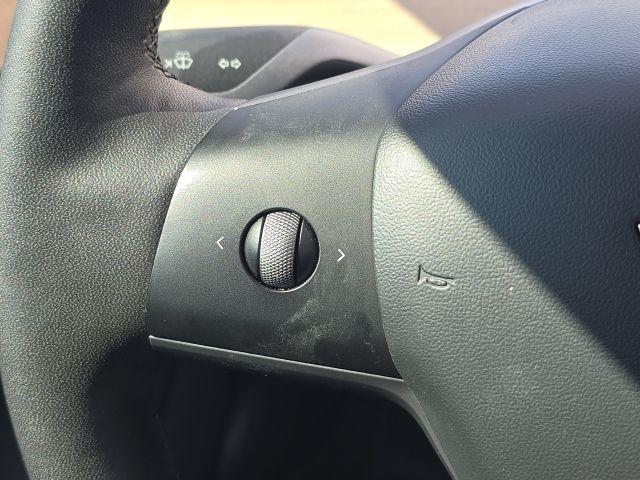 Photo of 2021 Black Tesla Model 3