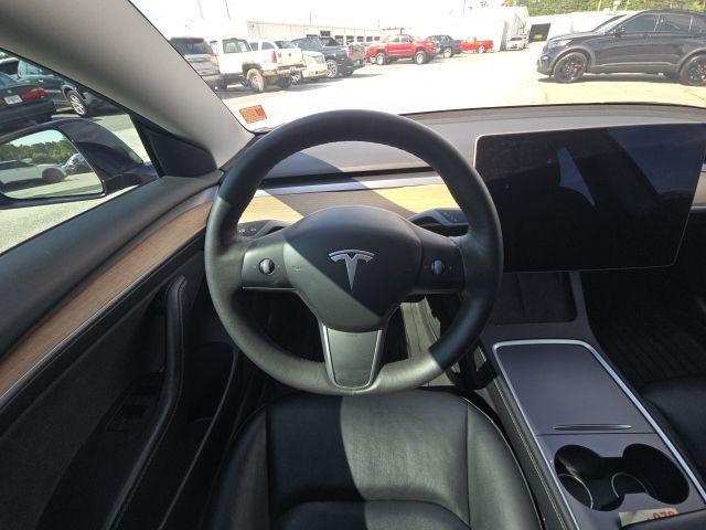 Photo of 2021 Black Tesla Model 3
