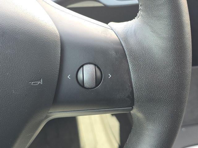 Photo of 2021 Black Tesla Model 3