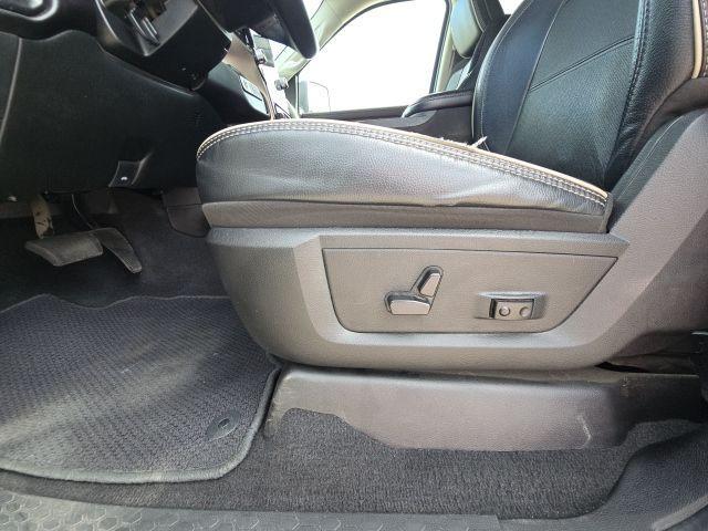 Photo of 2024 Granite Crystal Clearcoat Metallic RAM 2500
