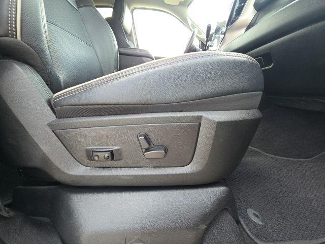 Photo of 2024 Granite Crystal Clearcoat Metallic RAM 2500