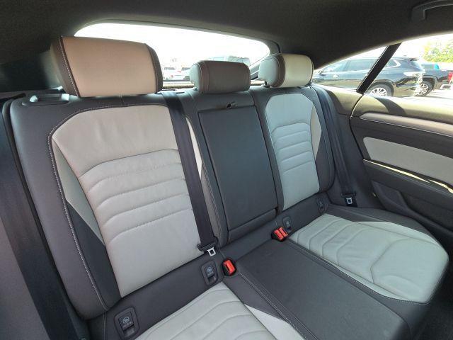 Photo of 2019 Deep Black Pearl Effect Volkswagen Arteon