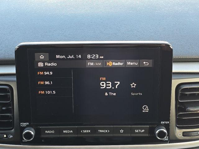 Photo of 2021 Silky Silver Kia Rio