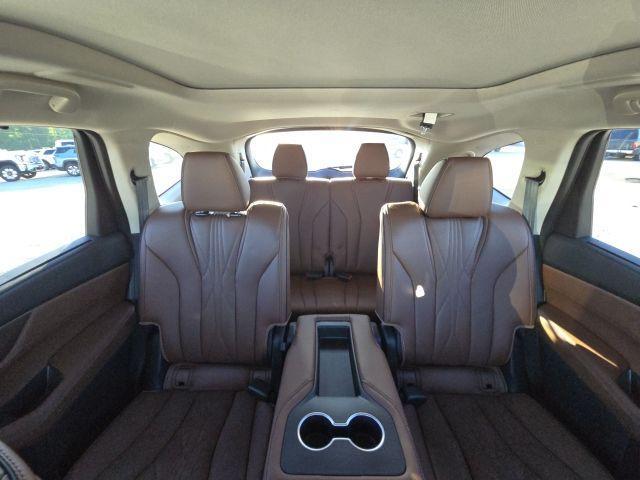 Photo of 2025 White Acura MDX
