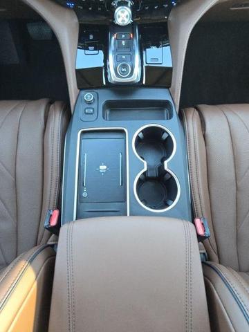 Photo of 2025 White Acura MDX