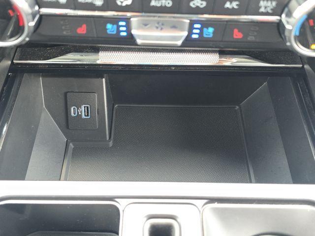 Photo of 2022 Oxford White Ford F-150