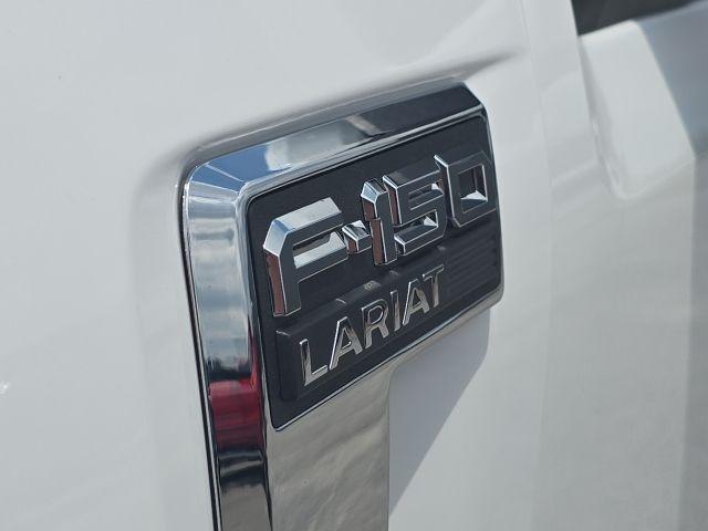 Photo of 2022 Oxford White Ford F-150