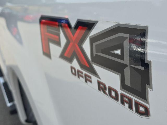 Photo of 2019 Oxford White Ford F-250