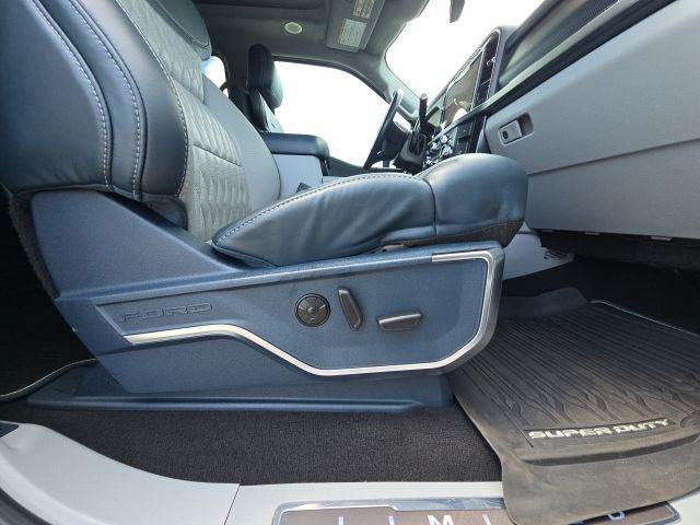 Photo of 2024 Gray Metallic Ford F-250