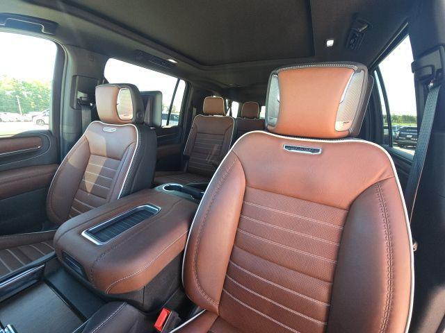 Photo of 2023 Onyx Black GMC Yukon XL