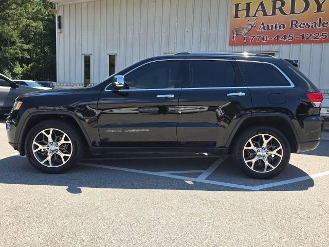 Photo of 2019 Diamond Black Jeep Grand Cherokee